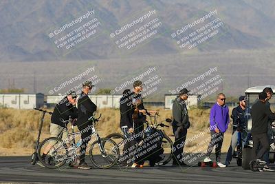 media/Feb-06-2025-Racers Edge (Thu) [[c17ed6f7b1]]/3-Around the Pits-Track Walk/